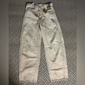 Women’s Cinch Barrel Levi’s Light Tan Relaxed Jeans size 28 x 31 NWT